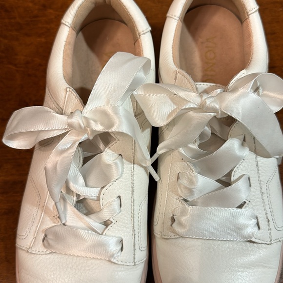 Vionic Chantelle Sneaker size 6.5 - Picture 6 of 8